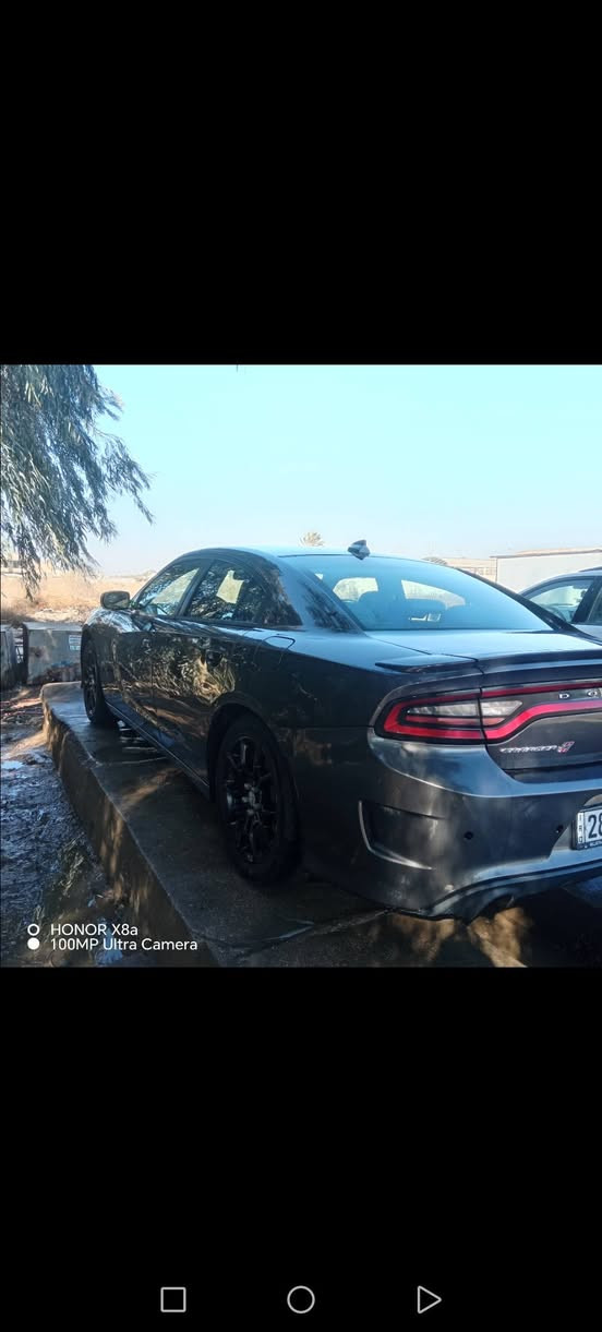 السلام عليكم جارجر 2018 وارد كندي حادث سرقة
محرك 3600 اصل 
رقم نجف دولي سيارة جاهزة تبريد تدفئة مواصفات فول عدا الفتحة العنوان بابل الإسكندرية   *********** 
***********
