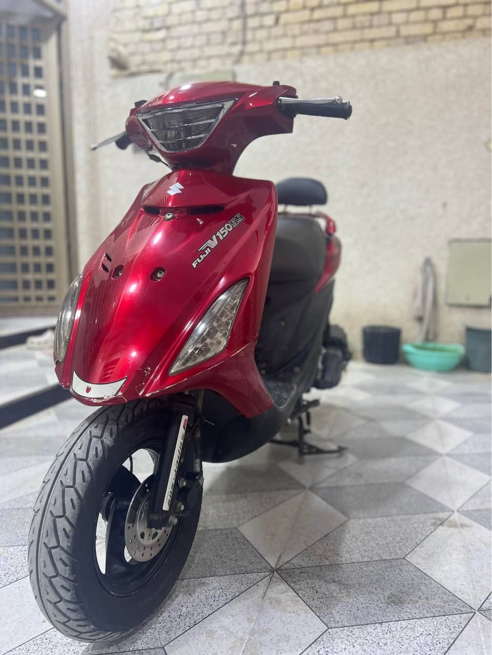 ادرس صيني السعر 200 وبيه مجال للاتصال *********** Singapore
