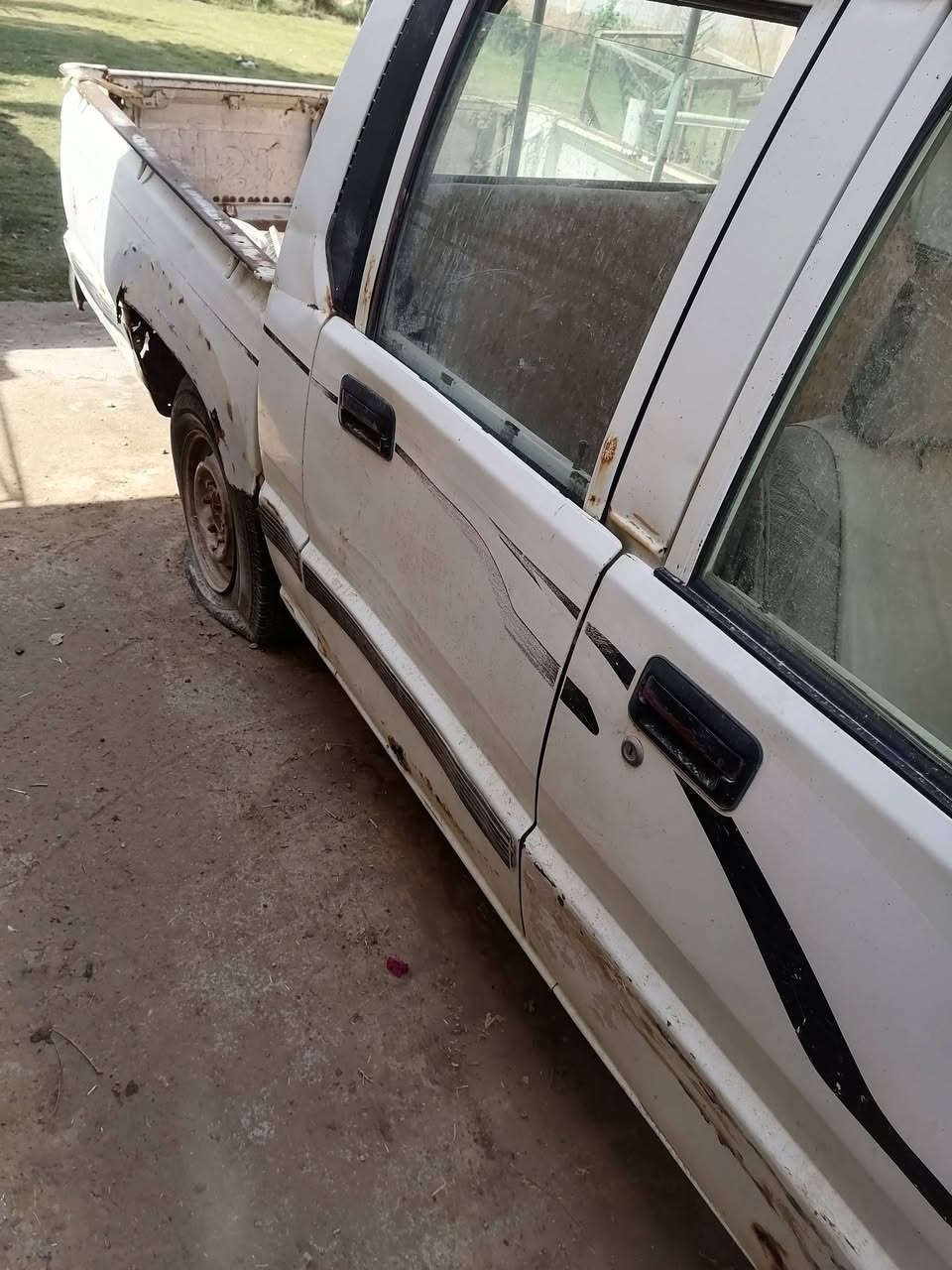 السلام عليكم
بيكم مسبوشي مديل1997
رقم واسط سنويه منتهيه باسمي
سياره عوزه ترتيب
مكينه عوزه رنكات
كير خير من الله 
اكسن خير من الله 
شاصي مكفول
السعر المطلوب 25ورقه وبيه مجال
***********
