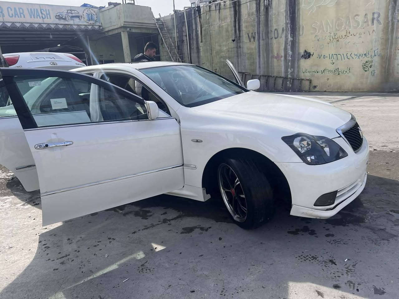 شاهینه ۲٠٠٥اتله تی 182
جوار دوگمه 
سیاره كە براوە یه 
كامل مسرف كراوا
گیرو مه كینه و ته قه و ره قە به شه رت 
قه بات مواسافات  به س سلایت نیه  
سلاجه 
كوشن هیته ر 
به رده 
كامیره 
حاسه 
***********
***********
