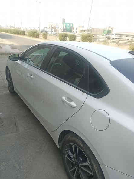 بسم. الله الرحمن. الرحيم. فورتي. 2023. نضيفه. جدا. حادث. بصيط. ماشيه 45. باسمي. بغداد   دوره.  رادارات حساسات. توقف. ذاتي. مانع انزلاق. شاشه.   ***********
