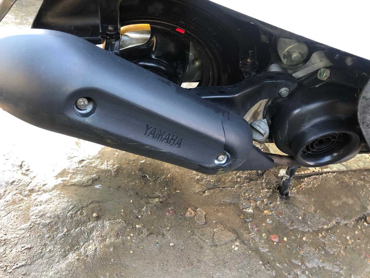 سلام عليكم بوليس 2011 كلشي بيها بلاد ما مفتوح بس الكابريتر مبدل اوراقها كامله سعرها 650  وبيها مجال حك الجيه مكاني مدينه الصدر رقمي *********** او مراوس
