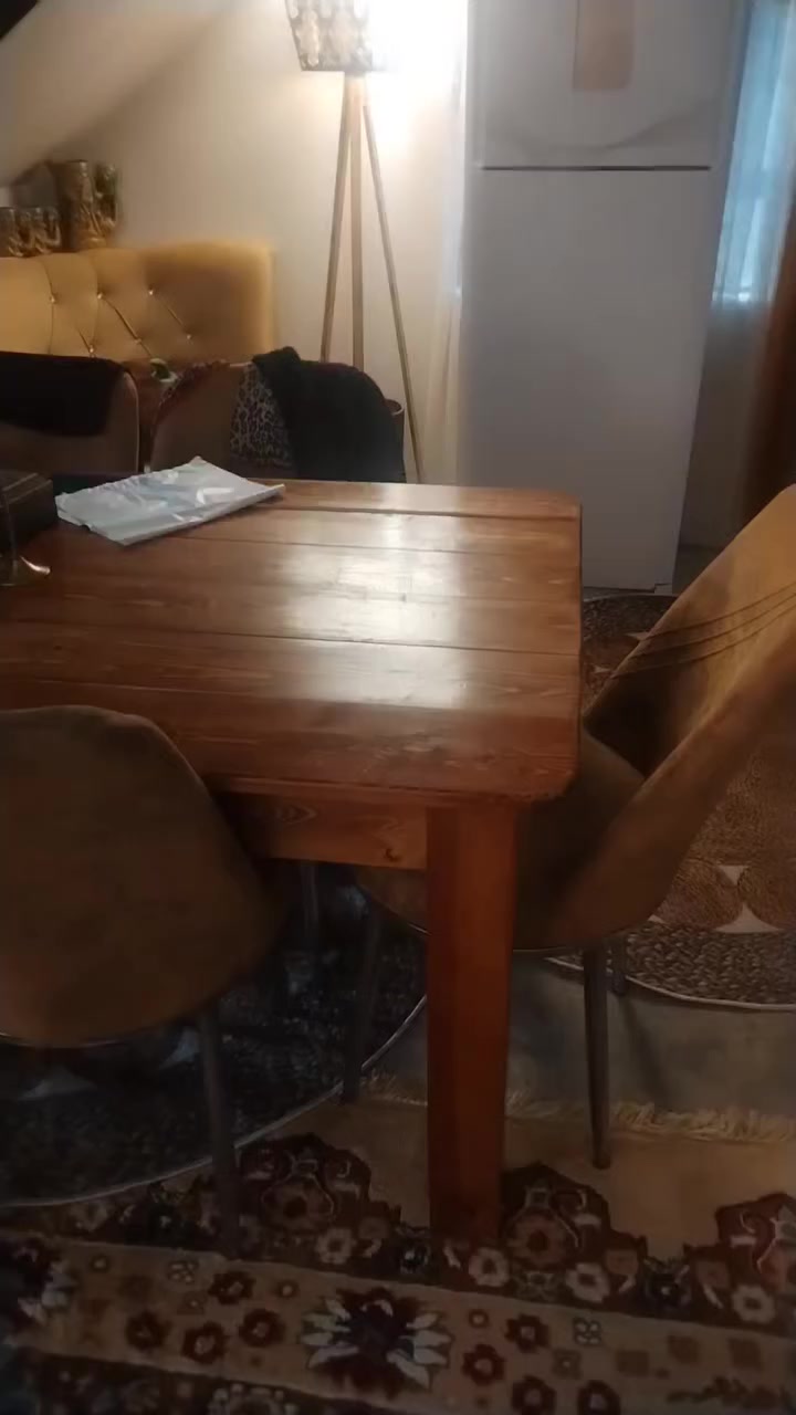 السلام عليكم للبيع السعر 80خشب صاج عراقي


**إذا كنت صاحب هذا الإعلان وتريد حذفه لأي سبب، رجاءا أرسل رسالة إلى الدعم الفني**