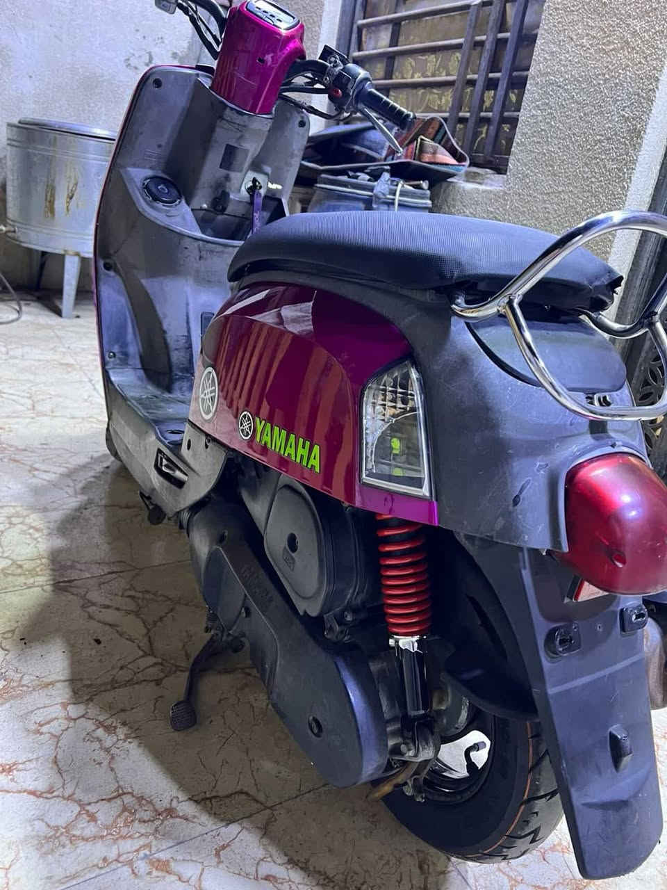 سلام وعليكم
درجه ماكس بوليسي نوزلً البيع 
درجه نضيف ما مفتوحه درجه 
نضيفه تجي وشوف بعينك 
كهربائية كله شغاله و كفراته 
 بلاديه موجوده سعره 650 بيها 
مجال كلش قليل و الشرايً يتصل وهاذ رقميً***********العنوان البصره المعقل
