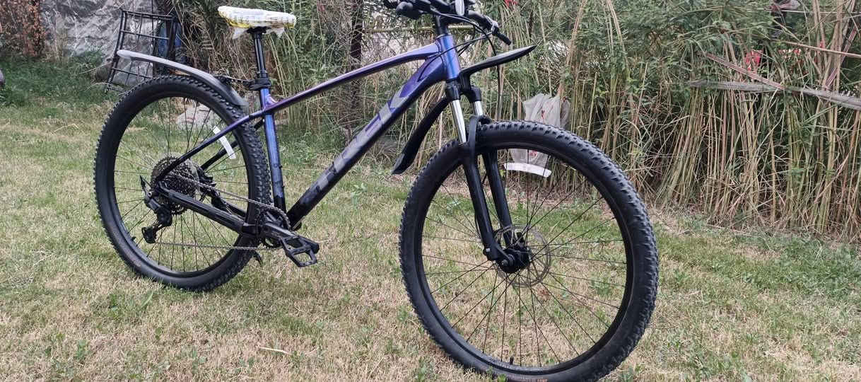 TREK Mariln 4 gen 3 2026
سيت كروب شيمانو cuose 11x1 براكيت 
مختمه بلكامل بونتريكر 
الدراج جديده سعر الجديده ٨٠٠ الف 
اني عارضها ٦٩٠ وبيهه مجال قليل للشراي مكاني كرخ ***********
