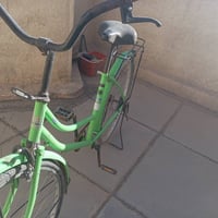 بايسكل للبيع نضيف ولاكن جان متروك بي نواقص يرادلة ترتيب  السعر ٣٥قفل ر...