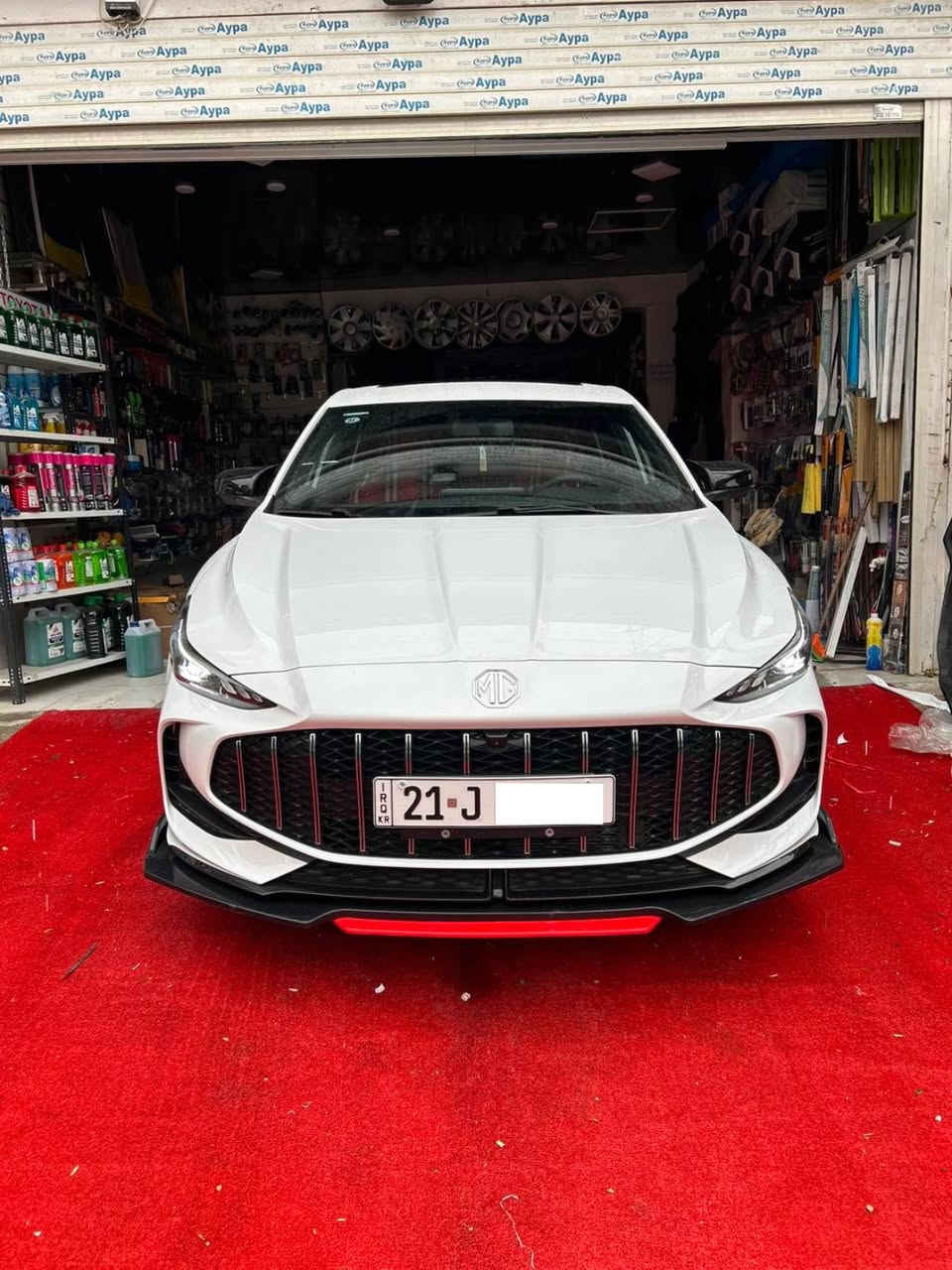 MG GT 2025 127$ 
فول مواسەفات بێ بۆیاخ بێ سارد بێ شوخت دەعامی بۆ دەعامی بەشەرت بۆیاخ تەنک 
شاشە بیلاد ئەکتیڤە و ٤ زمانە 
سڵاید و ٤ کامێرا و ٢ بەسمە و ئۆتۆ هۆڵد و برێک بەسمە 
لۆک لۆکە سفرە تەنها ٣ هەزار ڕۆیشتووە 
کامل جوانکاری بۆ کراوە  
لەحیەی سپۆڕت - گاعی عەسل kqd - ناو سنوقی بۆ کراوە - ئاوینە باتمان و یەدەی ڕەش -پەردە 
کامل سێرڤس کراوە لە مۆتۆڵ ڕۆن و بانس گۆڕاوە یەک دینار مەسرەفی تیا نیە  
سەیارەکە ماڵی دۆستە سەیارەی مەعرەز نیە 
سلێمانی ناوشار *********** 
نرخ ١٢٧$ معامەلەیەکی زۆر کەم السليمانية, العراق
