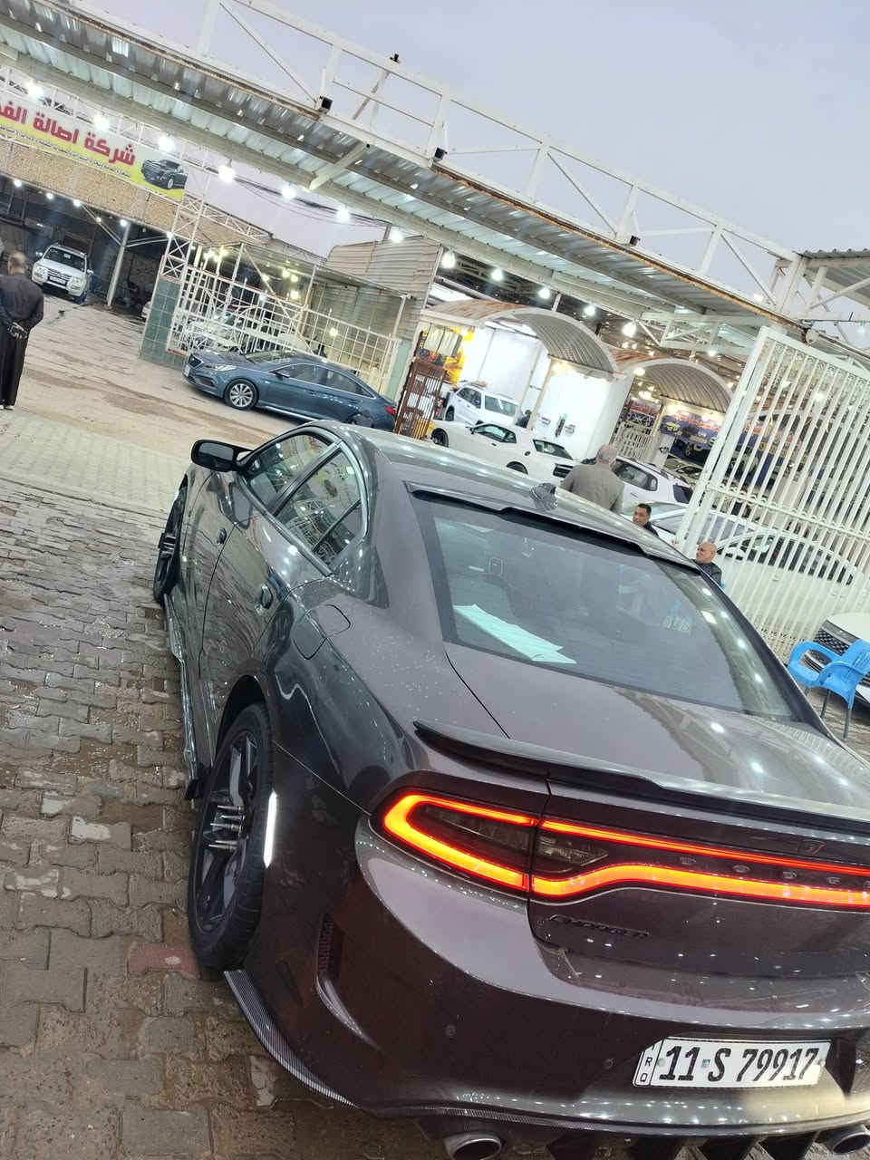 شباب عندي جارجر ٢٠٢٠ RT للبيع
سوبر تراك 
المواصفات معروفة ما حاجة اذكرهم
ضرر امريكا جاملغ وبنيد فقط
بالعراق نطخت عندي باب السايق وجاملغ جهة السايق 
باب تبدلت نفس اللون وجاملغ بارد 
يعني قطعتين صبغ وقطعه تبديل + بارد
رقم بغداد دولي بأسمي حصرا سنويه جديده 
دفتر خروجة بيها (جواز)
سياره تباع مع الجكات
للعلم سياره جاهزه كير محرك تبريد حداديه تخم تاير 
السعر ١٧٨ ورقه فقط
التفاصيل اكثر ع الارقام التاليه
***********
***********
