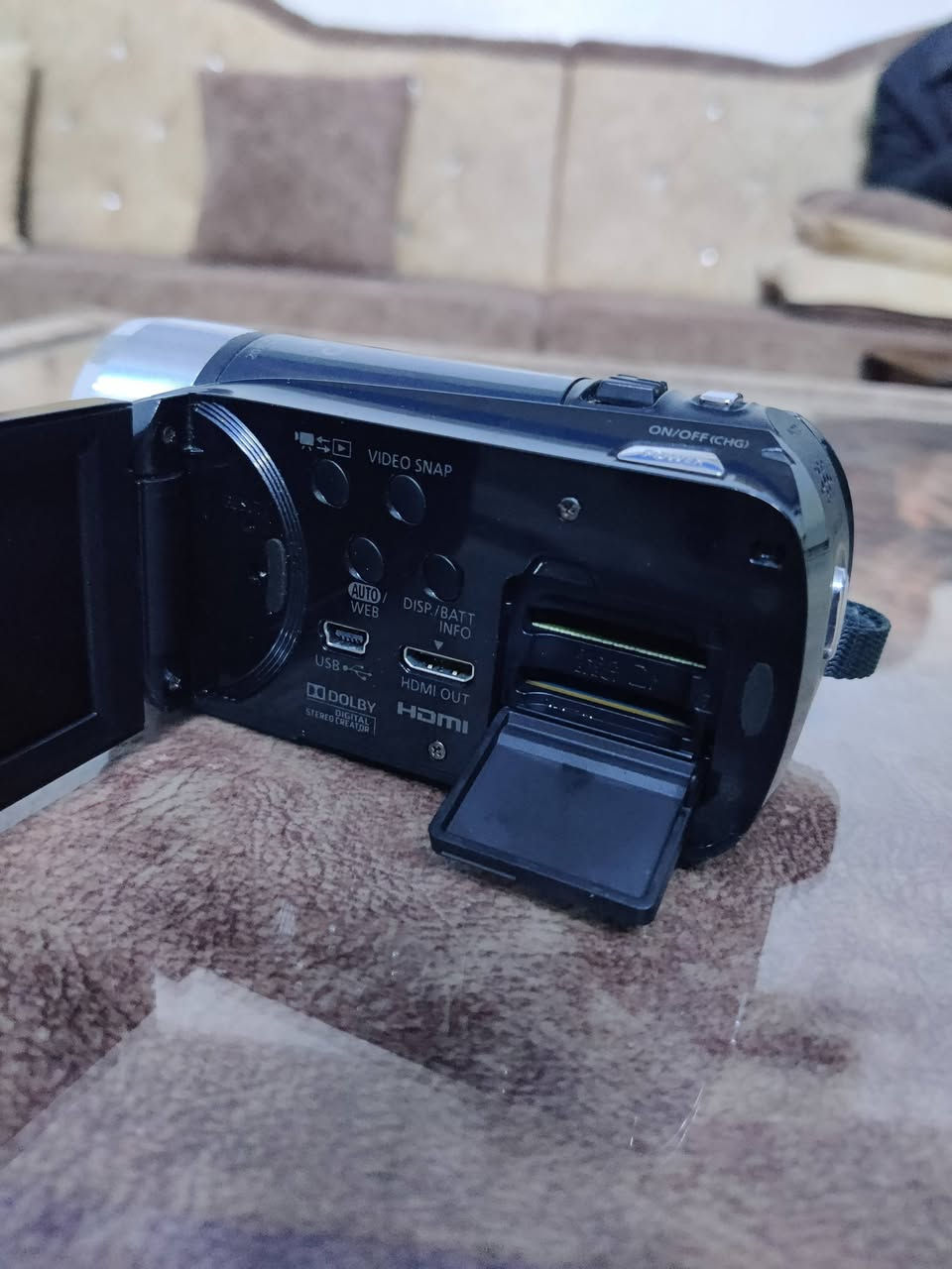 السلام عليكم 
للبيع كاميرة كانون ذاكرة 8 كيكا 
دبل رام شاشة لمس FHD


**إذا كنت صاحب هذا الإعلان وتريد حذفه لأي سبب، رجاءا أرسل رسالة إلى الدعم الفني**