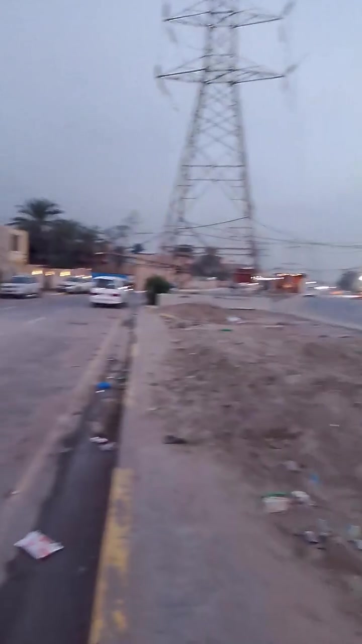 جملون تجاري للبيع180متر واجهة 9 نزال20 جاهز جان مؤجر بمليون ونص العنوان حي البساتين شارع احمد الوائلي للاستفسار اكثر الاتصال***********
