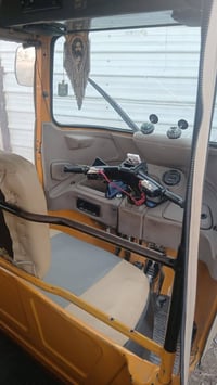 تكتك 21 مرقمه بغداد الابيع مكاني بغداد رقم هاتف 07714628841