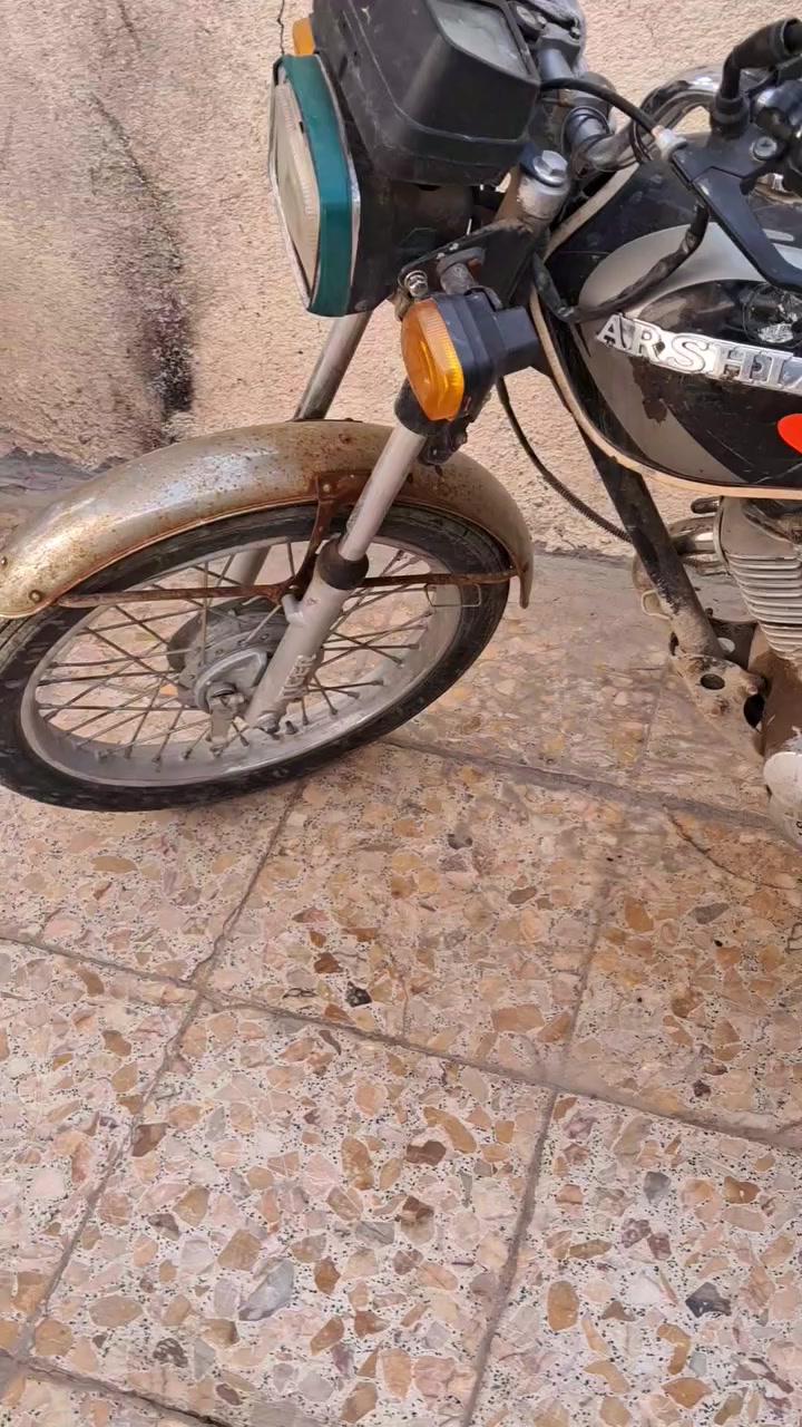 دراجه ايراني اربع كير اوراق شادله محرك خمسه كير نقص بس كلجات لبيع اتصال***********
