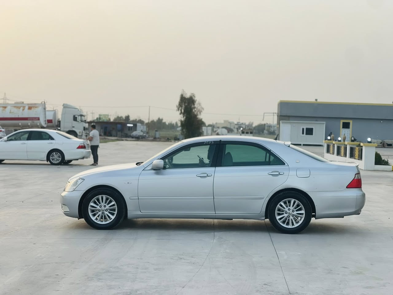 ‌ ‌ ‌ ‌‌‌‌ ‌ ‌  ‌ ‌ ‌        ‌‌‌﷽
Shahana Royal Sallon 2007 بـــــــــــــڕاوە

شاهانە ڕۆیاڵ ساڵۆن ٢٠٠٧ ساج مەلەکی ، مەکینەو گێڕی گەورە بە گەورە ١٨٢ ، ساج مەلەکی ، بەسمە ڕەساسی ، لایت ناوچەی کوێر ، چوار تایەو ویلی لۆک تازە خراوەتە ژێری ، سەیارەی جایزکراوی ماڵانە ، هەتا بڵێی توندو تۆڵە هیچ تەقەو ڕەقەی نییە ، ١٦٣ هەزار ڕۆشتووە ، جامەکانی هەڵگیراوە ، زۆر کپە ، تەبریدی سارد و گەرم بەستراوە ، برێکی زۆر مەزبووتە ، بەشەرتی کەڤەر گۆڕاو ، شاسی کۆسەرە ، زەربە ، ژێر و بانی زۆر پاکە ماشاءاللە ، هیچ مەسرفێکی تییا نییە ، تەنها کەمێک دوکەڵی هەیە وەکو هەموو گەورە بە گەورەیەکی تر 

نرخی کۆتایی ٤٦ گڵایە 

ڕزگاری / گەرمیان 
ژ.م/ ***********

ماشاءاللە لە جوانی و پاکی سەیارەکە 🫧📦🤍
