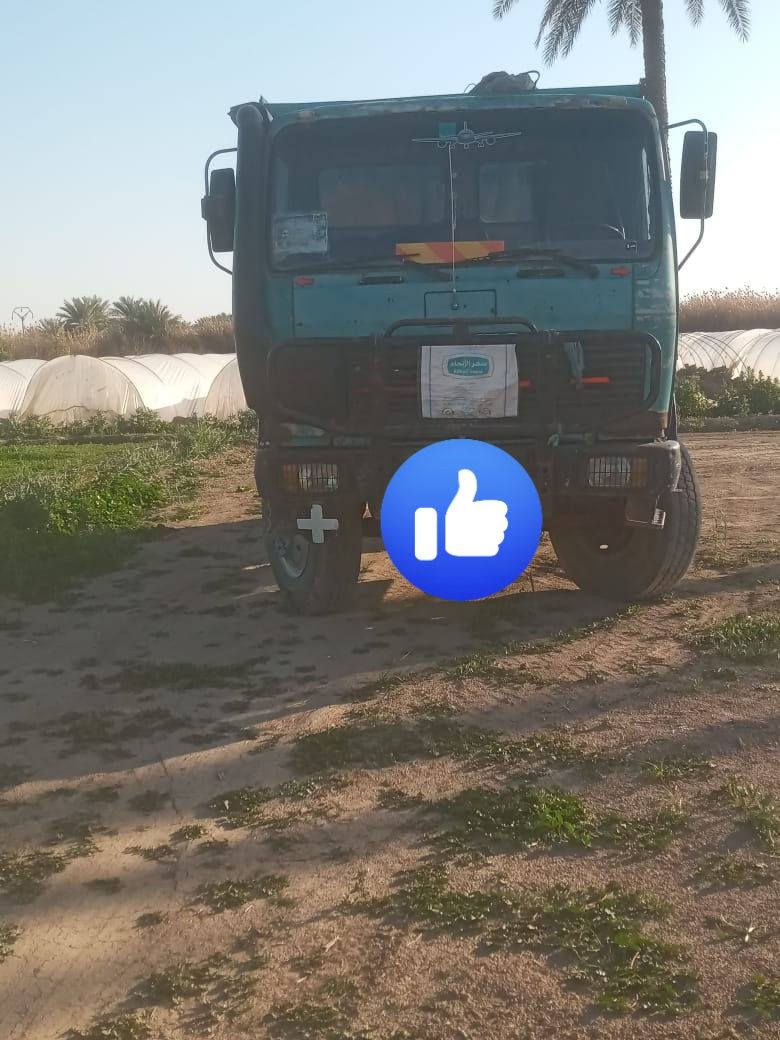 سلام عليكم للبيع البي موديل ٧٦ سيارة اصل تك قلاب بلادية بدي ألماني سيارة حلوة مال جناي سيارة مكفول من الدعامية للدعامية رقم ألماني سنوية٢٨ الانبار للاستفسار الاتصال على الرقم *********** و ***********
