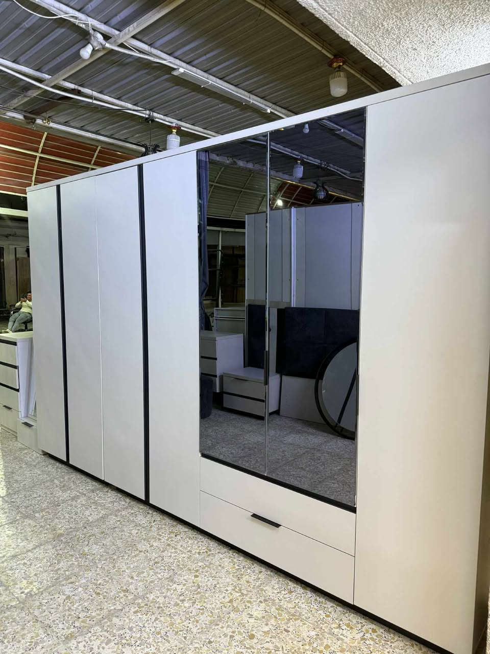 @إشارة ✨ غرفة تركي  مودرن  8قطع ✨
نظام أبواب هايدروليك مجرات هايدروليك  بروفايل فاخر
سرير مخزن جك 
 ضهر بلوك
 
 قماش وتر بروف أصلي
 سرير مخزن جك 
✨ نظافة 99/💯
🚚 شد ونقل مجاني داخل بغداد
📦 توصيل للمحافظات بأسعار رمزية
للحجز اخذ سكرين وتفضل خاص✨


**إذا كنت صاحب هذا الإعلان وتريد حذفه لأي سبب، رجاءا أرسل رسالة إلى الدعم الفني**