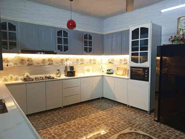 مطبخك ويانه أحله
اجمل موديلات تركي اشكال والوان مختلفه موجود عدنه 
شخل درجه اولى مواد تركي 
عندك كونتر قديم ناخذ منك نفصلك موديل جديد حسب اتفاق 
اسعار تنافسي 200الف متر أرضي معلق 
تواصل معنا وتساب لو خابر احنه نجيك 
***********
