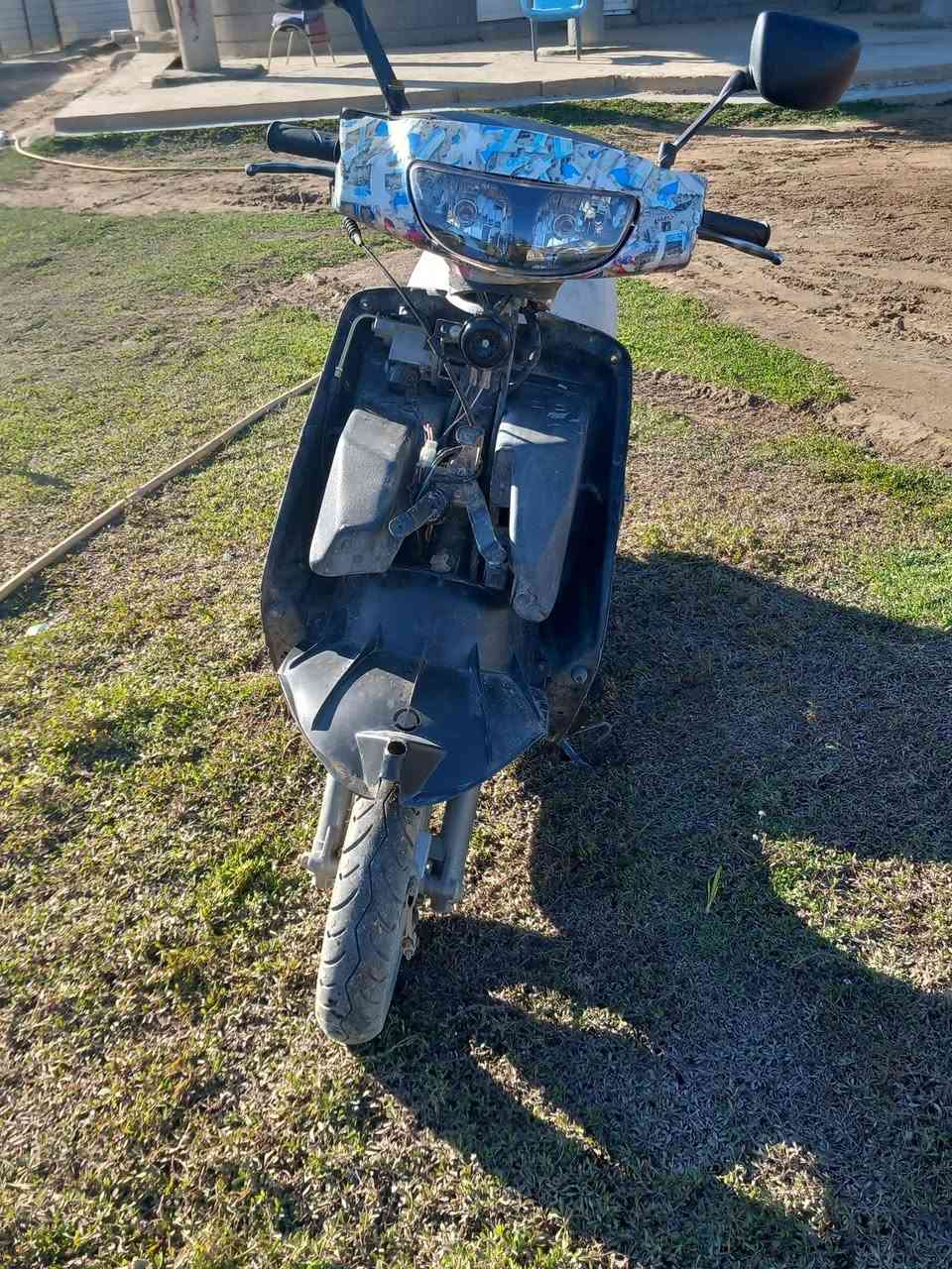 دراجه فراشه للبيع السعر 125 

العنوان بابل الكفل ***********
ملاحظه/ الدراجه طافيه
