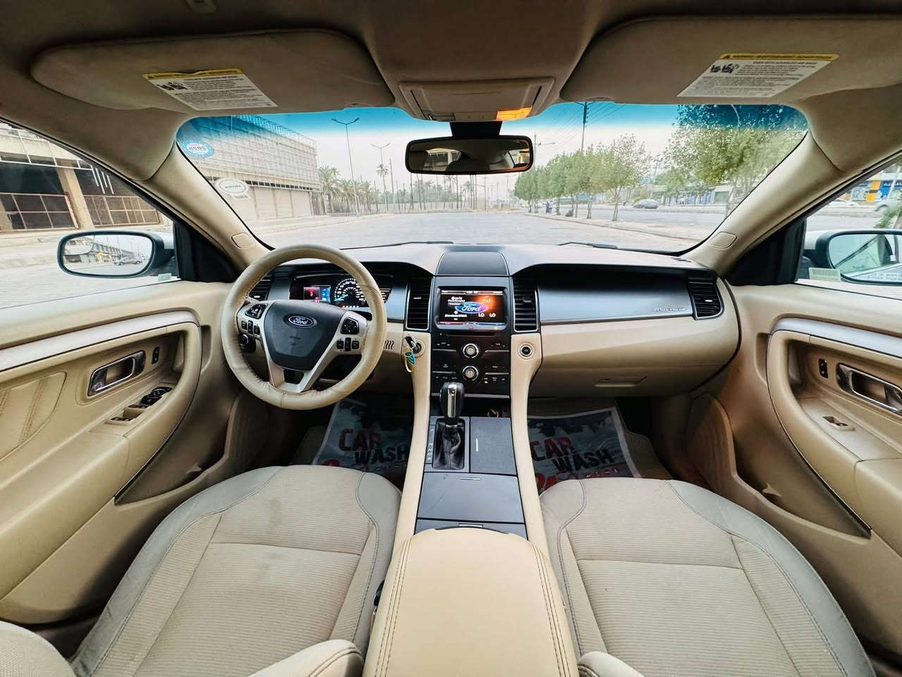 السلام عليكم من رخصت الادمن المحترم
فورد تورس 2013 رقم شمالي بسمي تحويل ثاني يوم 

كير محرك بشرط حداديه امامي خلفي بشرط 
تدفئه تبريد بشرط تخم تاير جديد 
 السعر 110 وبيه مجال حق الجيه 
العنوان حي العامل 
الستفسار ***********
***********
