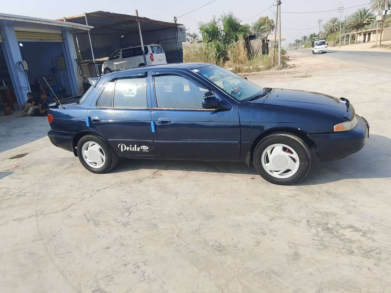 السلام عليكم كيا سيفيا للبيع الموديل 1993 محرك جير وصدر خيرما الله كهربات شغاله السياره بسمي التحويل ثاني اتهدلك بدون ضربه صابغ جمالي العنوان واسط الصويره السعر 42بيعه مجال بسيط تفاصيل على هذا  الرقم***********
