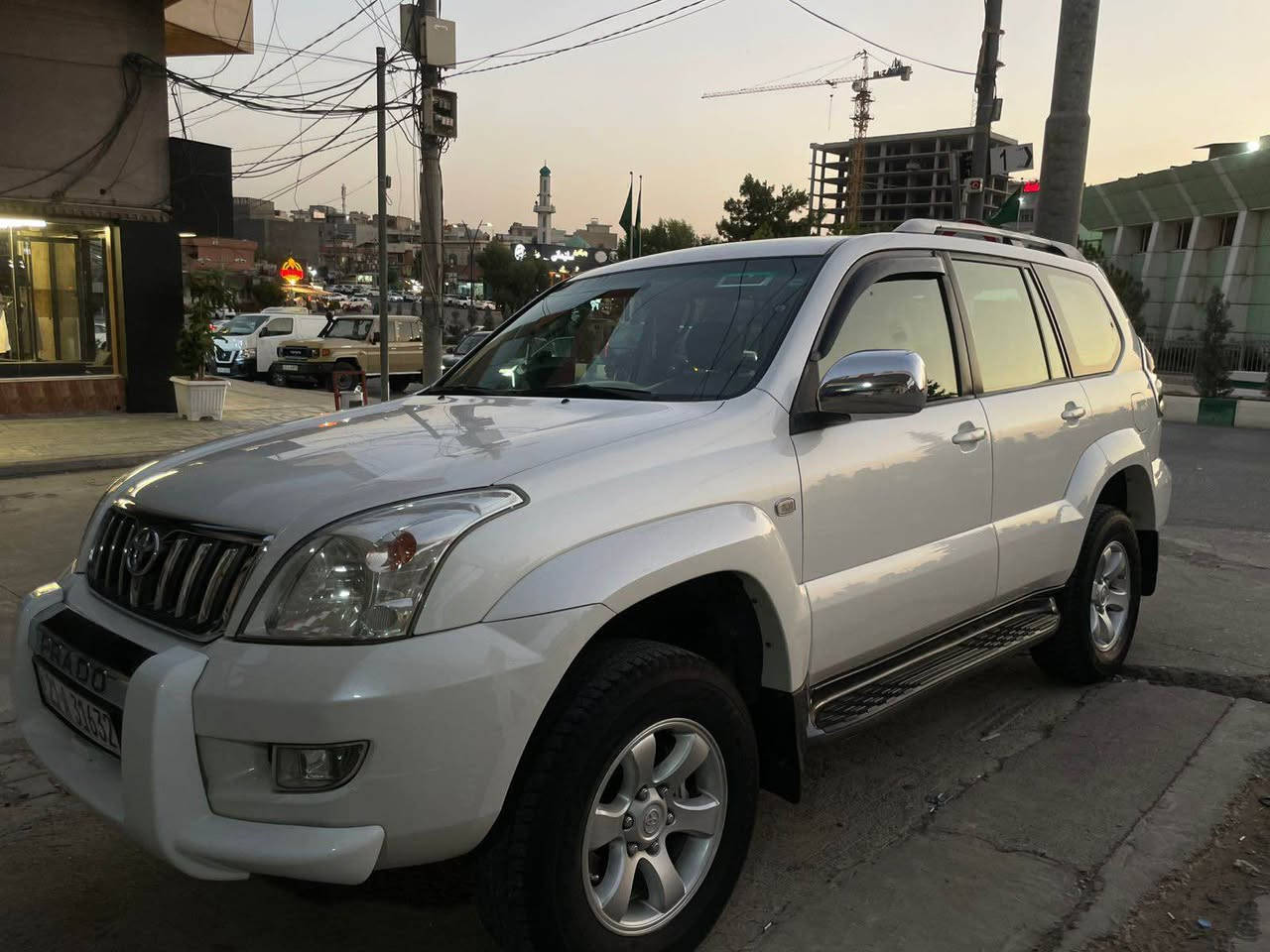 تيوتا برادو   كلين
***********
١٧٢& السليمانية, العراق
