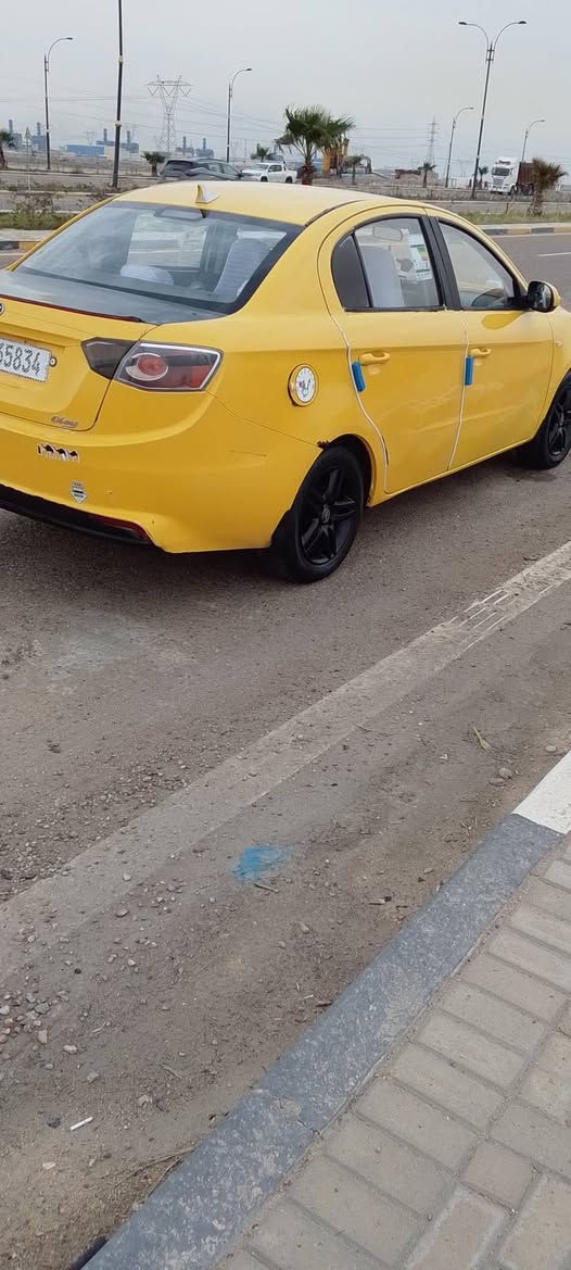 السلام عليكم فاو سياره كفاله عامه لا ضربه ولا صبق بلاديه موديل 14 السنويه 31 لغايه السياره خير من الله كفاله من كل النواحي سعر 35 وبيها مجال للطيبين عنوان بصره ***********
