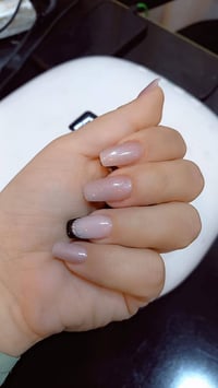 صالون صوفيا جل اكستنشن حسب طلب الزبونه  العنوان سوق الدوره الاثورين خل...