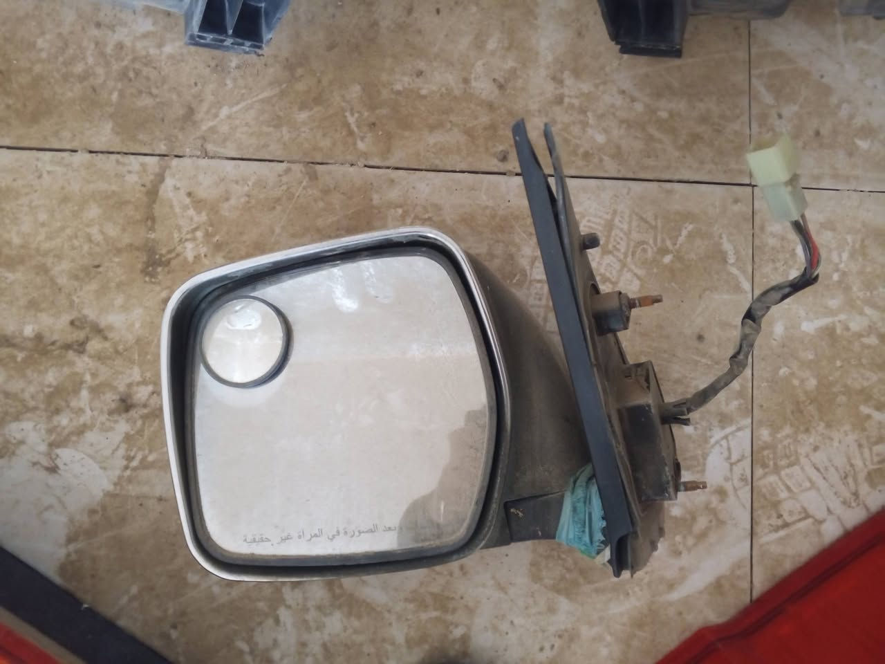 السلام عليكم شباب عندي غراض هايكر اليريدهن يتصل على الرقم ***********
