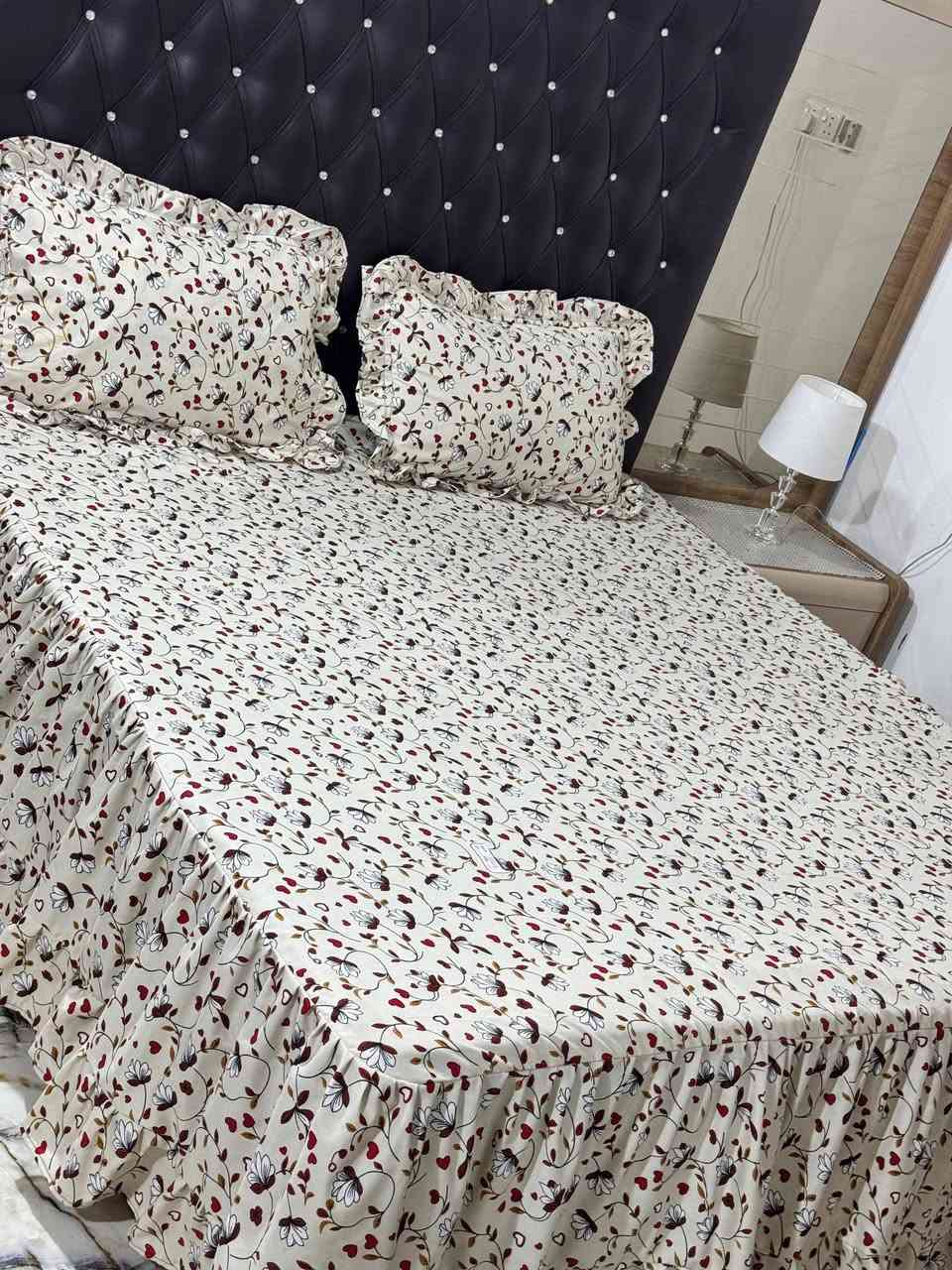 فرشات قماش همايون اماراتي غسل وفرش 20 الف مع التوصيل للحجز ***********
