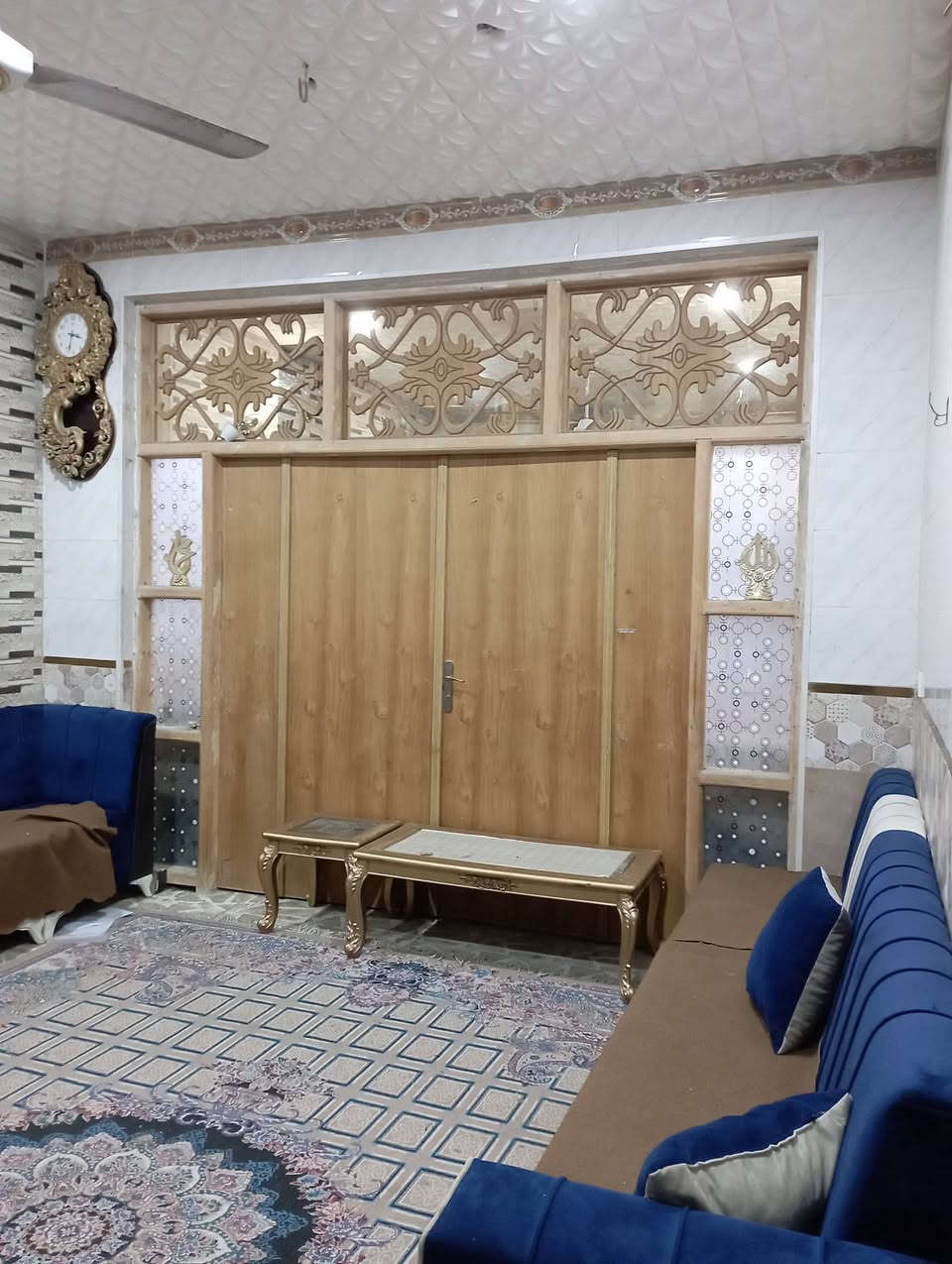 السلام عليكم 
دار للبيع طابقين 4 غرف نوم 
مطبخ استقبال كليدور 
طابو زراعي مايقارب 170م سند 25 
مركز الحله غرفة التجارة نزلة العيد
***********
