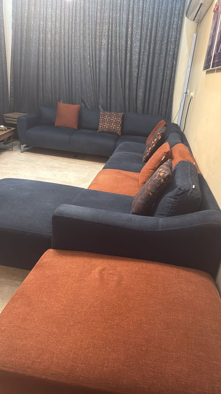 مساء الخير للجميع
غرفة نوم مليون 
ثلاجه ٩٠٠ وبيها مجال 
تخم ٦٥٠
وثريات كولهن ب٢٠٠ 

وباقي تفاصيل على خاص


**إذا كنت صاحب هذا الإعلان وتريد حذفه لأي سبب، رجاءا أرسل رسالة إلى الدعم الفني**