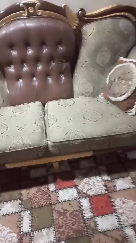 غساله صحون نضيفه ممستخدمه هواي وتخم هم نضيف


**إذا كنت صاحب هذا الإعلان وتريد حذفه لأي سبب، رجاءا أرسل رسالة إلى الدعم الفني**