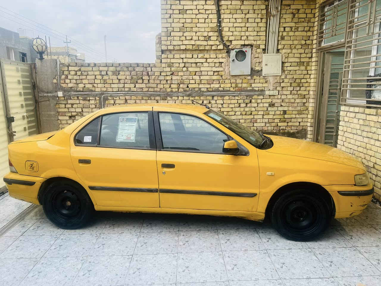 السلام عليكم
سمند موديل 11 سنويه صاقطه 23 تاخذ مصفر هيئة وغرامات كشر حلو مكينه صارلها 12 يوم مجفته حداديه طوبه تبريد يشتغل بس منقص غاز سياره خير من الله بيها تلحيضات  بسيطه سعرها 23 اي ستفسار اتصال على رقم ***********
