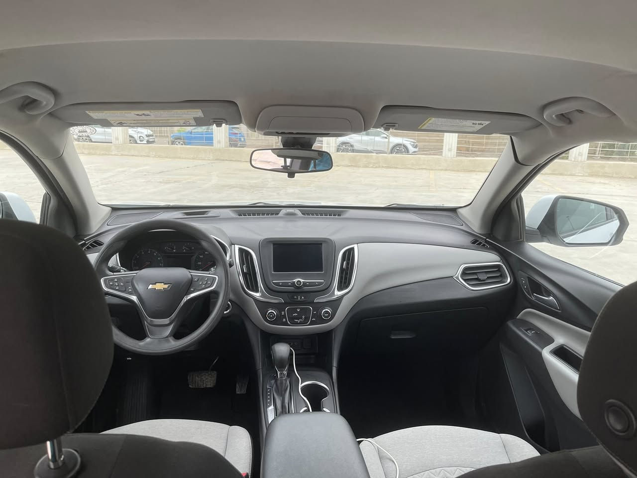 ‎شوفرليت كوينكس 2022
‎ماشيه 49 الف 
‎حجم المحرك 1500 تيربو
‎الحادث جانبي  
‎المواصفات
‎بصمة
‎فورويل
‎ كامرة خلفية
كلش نظيفه وجاهزة السيارة للاخير
السعر 150قفل
‎رقم اربيل تريد وكالة تريد تحويل  
‎مكاني واسط_الكوت ***********
