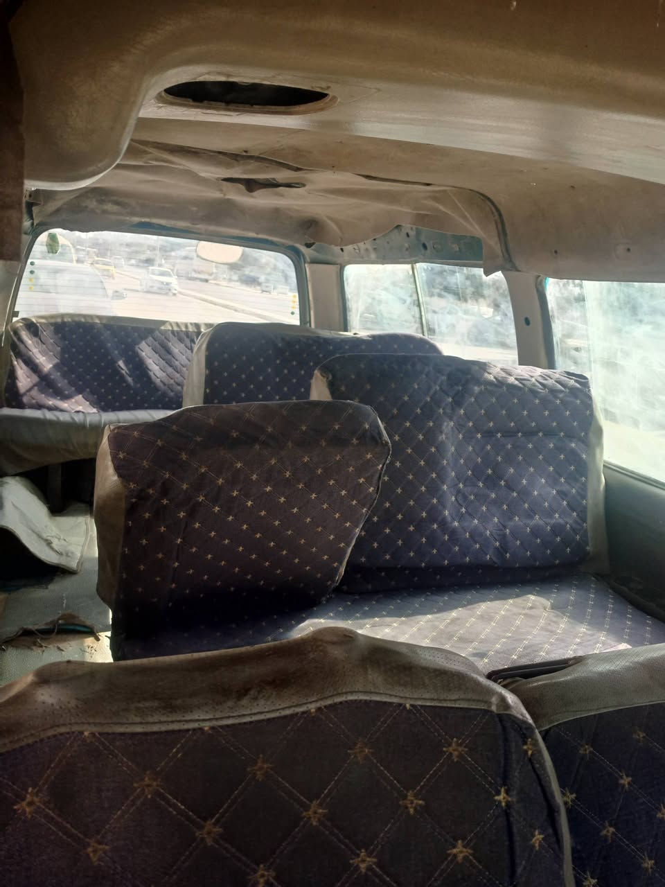 السلام عليكم سيارهالسلام عليكم سياره بريجو للبيع موديل 96مطلوبه مرور 500 هيئه مصفره مكينه وكير واكسن جديده تخم تاير جديد خط نيسان راعي الحصوه اني متكفل بلمداور سنويه26 شاصي  شايل نفسه صفحه عبري تعبان سياره كامله سعر 30وبيه مجال قليل وطلب على مشتري مرور  رقم الموبايل *********** مكان نجف مراوس فتون لو جنبي
