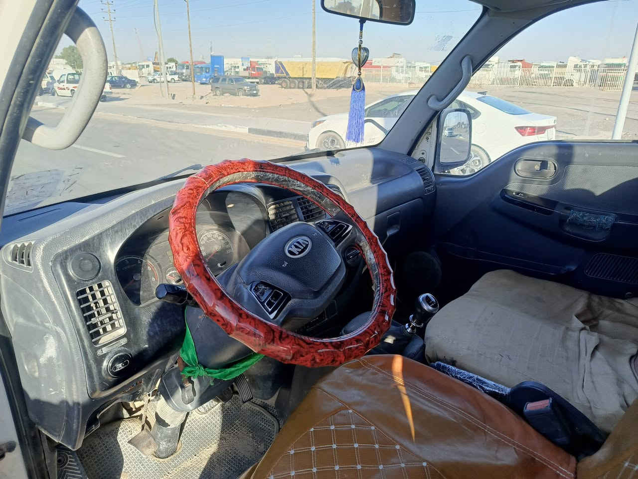 السلام عليكم كيه للبيع موديل 2013 رقم بصره مشروع وطني تحويل مباشر  مكينه مسكر 7كير مكفوله شاصي ورقم شاصي كهربايات شغاله مكان السيارة بصره 
سعر 83 وبيهه مجال ***********
