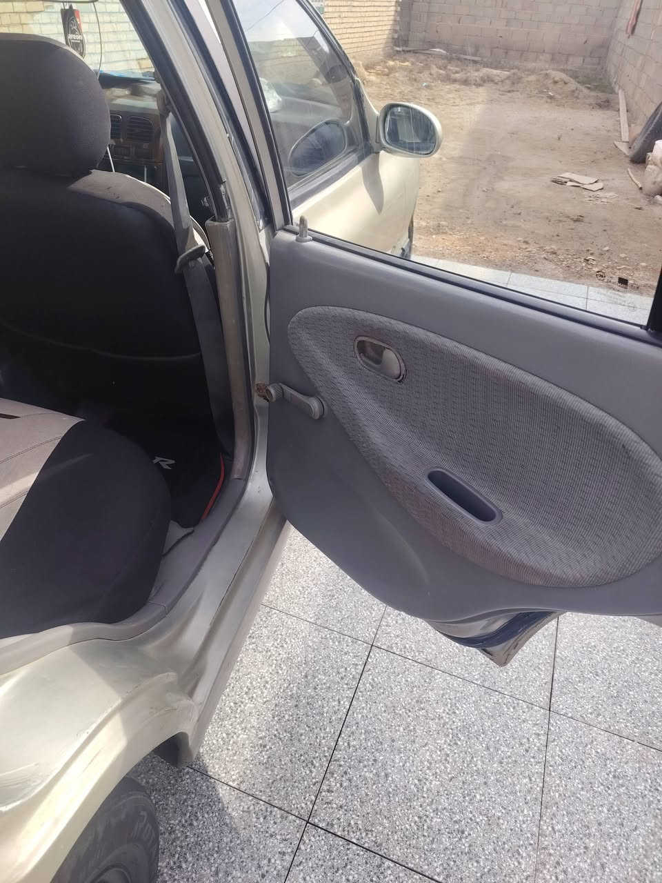 السلام عليكم كيه ريو ٢٠٠١ ورد أمريكي محرك ١٨٠٠ مكينه كير مكفوله تبريد تدفأ صدر امامي جديد بدون حادث صبغ عام بمريكه رقم بغداد الجديد هزه جديد السياره وجاهزه وخير من الله ٤٧ ورقه بيهه مجالمكان بابل السده الهنديه ***********
