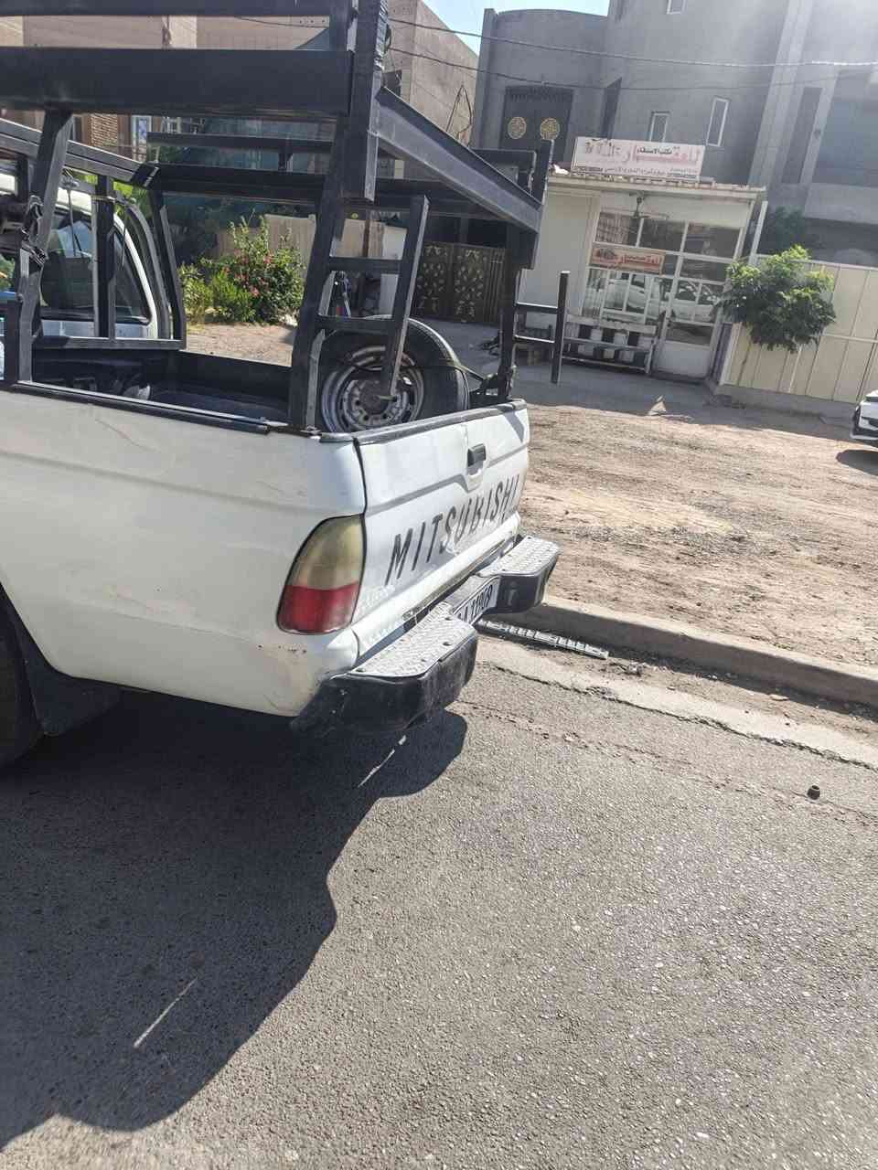 سلام عليكم بيك اب ميتشبوشي L200  موديل 2006  رقم بابل مشروع وطني  للبيع السعر 62 وبيه مجال ***********
