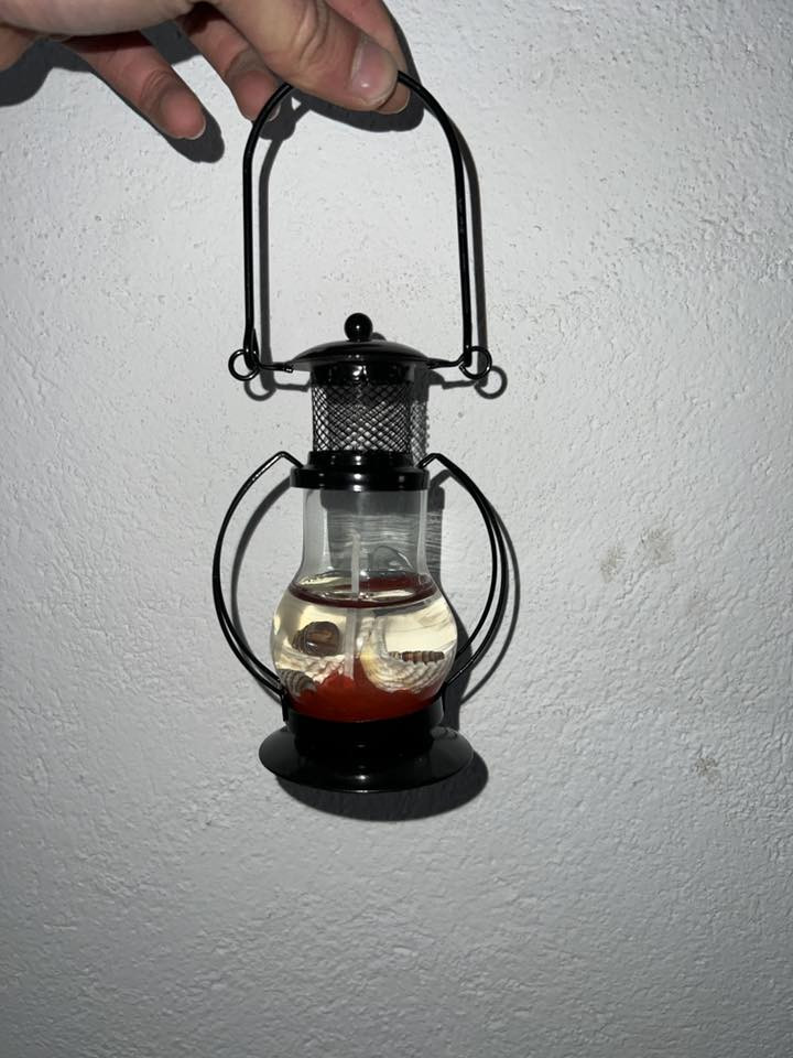 مۆم بەردەستە بە جوملە
***********
