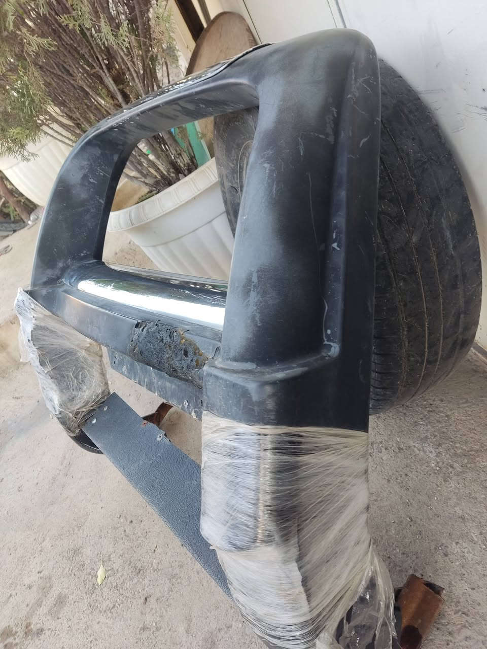 سڵاو لە هەموو هاوڕیان ئەو چەمچەو سمیڵەمان هەیە بۆ فرۆشتن چەمچەکە هی نیسان ئورڤانە سمیڵەکەش بۆ زۆر سەیارە  ئەبیت نرخیان زۆر هەرزانە 
*********** 
ئەدمین ❣️
