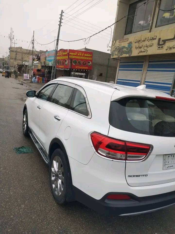 سورنتو موديل 2016 خليجي 7 راكب
فول موصفات عدا الفتحه 
بصمة 
سايد بريك دكمة 
جنطة كهرباء 
كشنات كهرباء 
حساسات امامي وخلفي 
شاشة بلادية 
كامرة خلفية دوارة 
بصمة ابوب 
بردات خلفية 
زراكات بالدعامة 
مكينة 6 سلندر وكير كفاله عامه تبريد 3 قطع تدفئه 
السيارة كفالة عامة  عدا صبغ بنيد بدون حادث
رقمهة بغداد بسمي شخصيآ 
#السعر 193 وبيه مجال 
***********
***********
