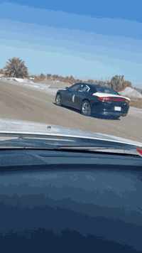 سلام عليكم جرجر 16 قطعتين صبغ ماشيها 127 مكان بابل السعر 180بيه مجال سياره جهزه تخم تايرابوًالورده حداديه خلفي امامي ***********
