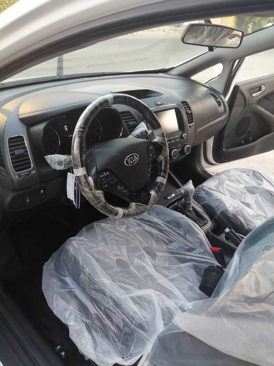 فورتي ٢٠١٨
فنه S

محرك ۲۰۰۰ دوش
 
بالعراق مكفوله من الحادث ما عدا حالوب قليل

لد امامي

٣ وضعيات قیادة
شاشه كبيره

ويل كب بلادي

کير at

رقم اربيل بأسم شركه

ماشيه (٦٨ )حقيقي

شادلهه منضومه زنون
 
باتري اميرون امريكي جديد

تخم تاير كوري جديد 

حادث قبق جنطه فقط موضح بالصور

*********** اتصال او وتساب
