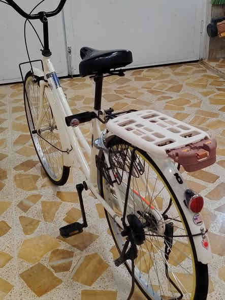 بايسكل عبد الحنين للبيع موديل 2018 هو واغراضه نظافه 98 السعر 130 وبي مجال بسيط الشراي يطب خاص الشركه سانتوسً
***********
***********
