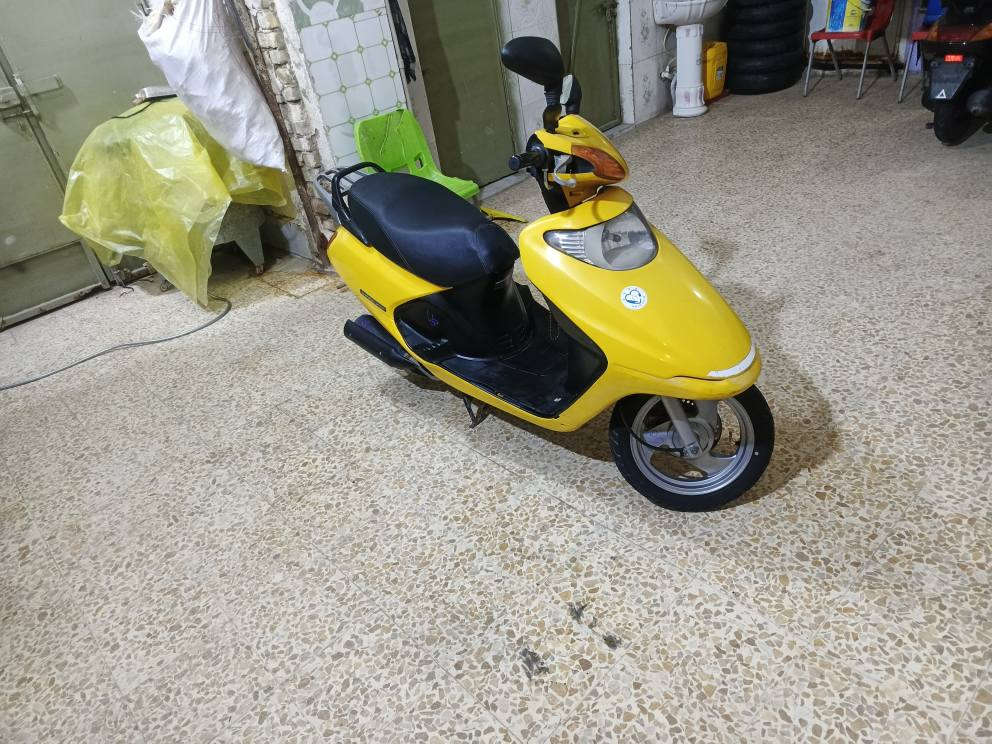 دراجه سبيسي ياباني مكفوله كفاله عامه السعر مليون ومئه شرايه اتصل ما متواجد على الفيس رجاء حي المعلمين الجديد شارع البطاقه الموحده سابقن*********** عمارة, ميسان
