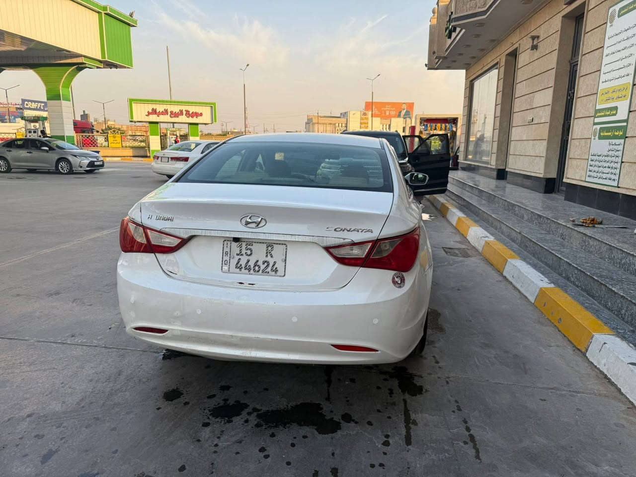 السلام عليكم..
سوناته خليجي موديل ٢٠١١ محرك دوش
٢٤٠٠ كير محرك صدر تخم تاير كله جديد
تبريد ثلاجه رقم وهزة وسنويه جديدة
تحويل مباشر صبغ مكانات العنوان
فلوجه السعر ٨٩ سعر اخو البلاش 
محتاج افلوس واريد ابيعها
*********** واتساب
***********

