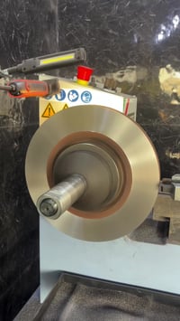 دقة ميكرونية في اعادة تسوية سطح الفلنج اداء ثابت لضمان فرملة سلسة وامن...