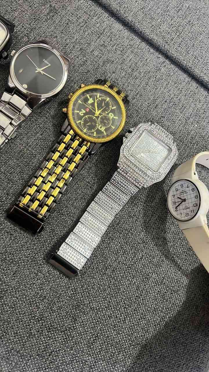 شلعة ساعات للبيع بيهم ماركات يابانية وسويسرية نطيني سعر بما يرضي الله


**إذا كنت صاحب هذا الإعلان وتريد حذفه لأي سبب، رجاءا أرسل رسالة إلى الدعم الفني**