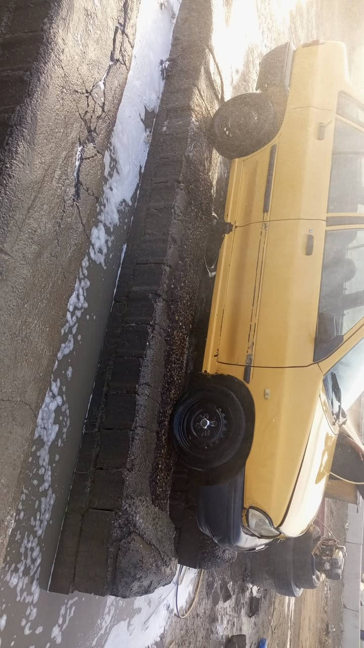 سلام عليكم سايبا موديل 11 مكفوله بيه بس ضربه جاملغ الخلفي 23 وبيهه مجال بصيط سنويه ال 27 رقم نكليزي ***********
