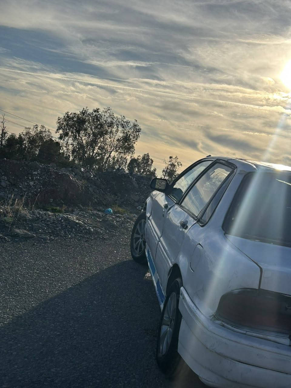 مودیل ١٩٩١ سڵایت ٤چام کارەبا گیڕومەکینەی بیعەیبە گەرمیو شتی مەزبوتە گۆڕینەوە فرۆشتن هەرکەس ویستی لەخزمەت دام شوێن کۆیە ماڵەکە علوجە ماڵی مەدەنی بەشەرت ***********
