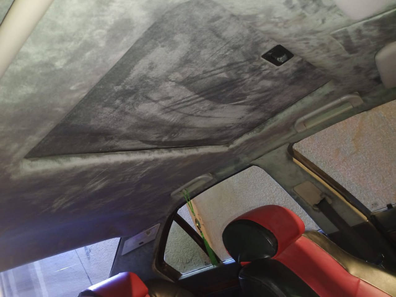 من رخصة الأدمن المحترم خفاش  كير ومحرك 8سلندر ،،كله شغاله السايد روف جديد جام  ،،،،شادله محرك 3000 جديد مال حاويه يعني 730 وسنويه هم مكتوب 730 خفاش نقصه تبريد كمبريسر موجود بي ظمان عله الشد بيه منظومه غاز بس بيه نقص ،،،،،كراسي كهرباء شغاله،،،، تخم تاير جديد قبل 20 يوم شادهن،،،برده خلفيه شغاله السعر 75 ،،،،،موديل 1994 بغداد السيارة بسمي رقم الهاتف ***********
